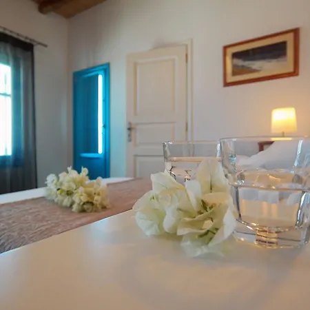 Miramare Hotel Folégandros